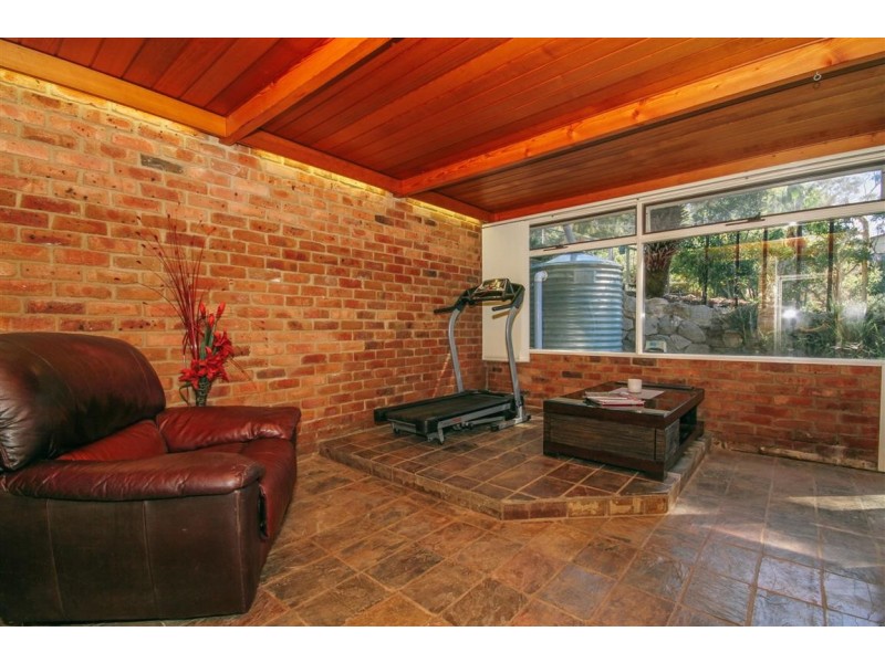 8 Baringa Crescent, Lilli Pilli NSW 2536