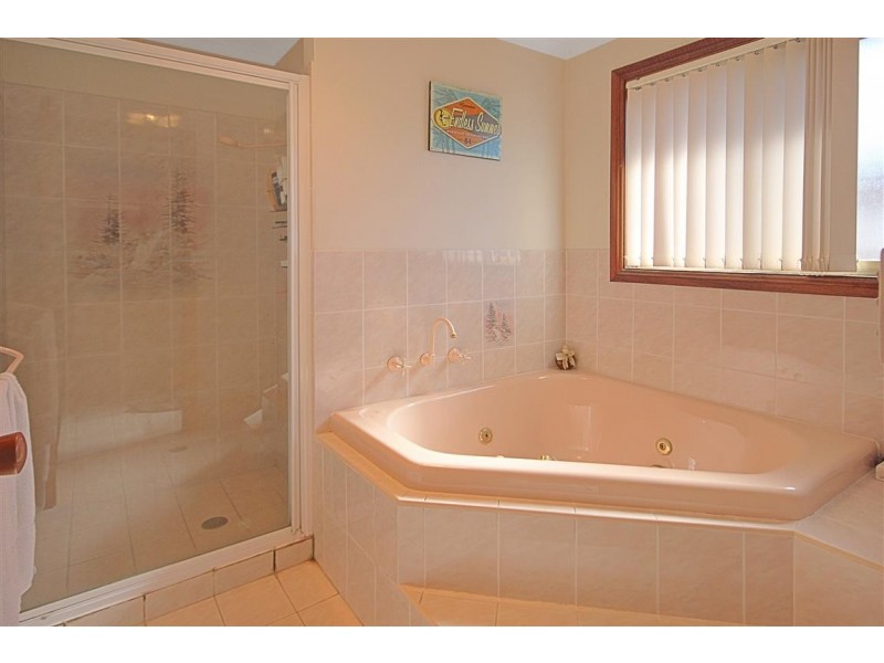 39 Karoo Crescent, Malua Bay NSW 2536