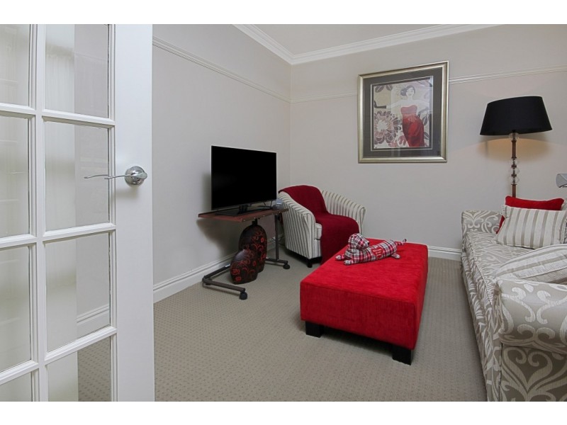 11 Towrang Avenue, Surf Beach NSW 2536