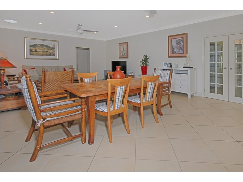 11 Towrang Avenue, Surf Beach NSW 2536