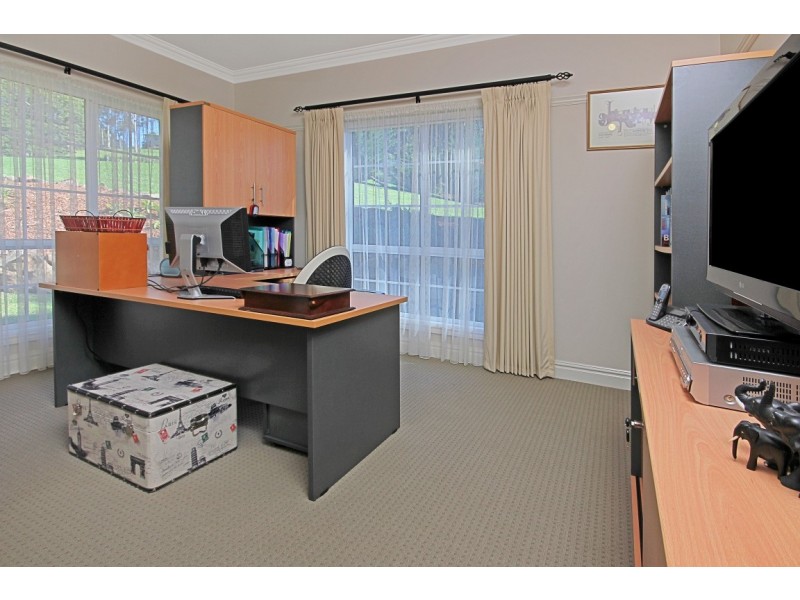 11 Towrang Avenue, Surf Beach NSW 2536