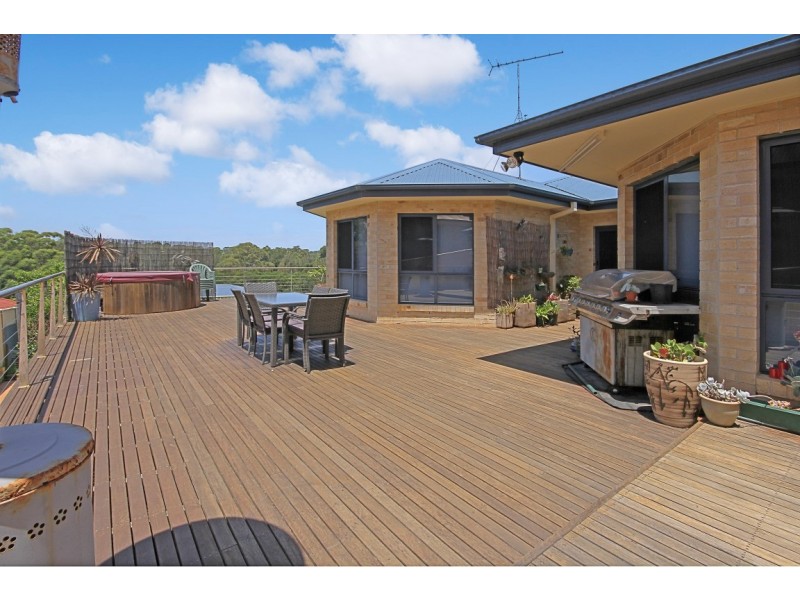 61 Grantham Road, Batehaven NSW 2536