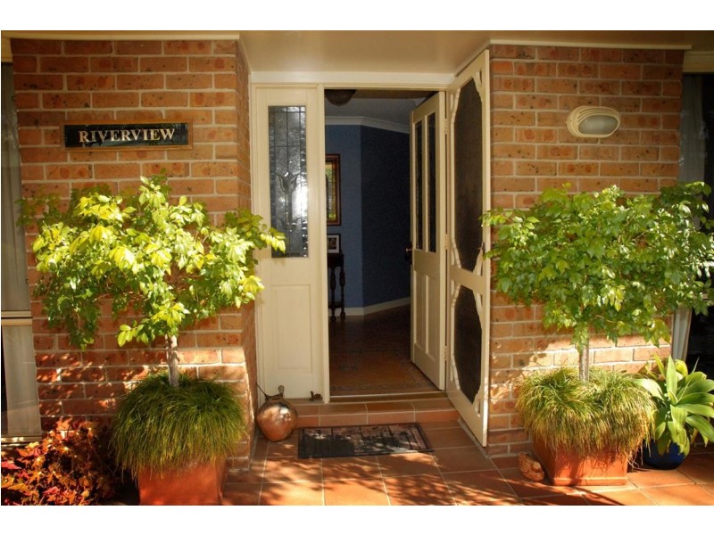 7 Rotary Drive, Batemans Bay NSW 2536