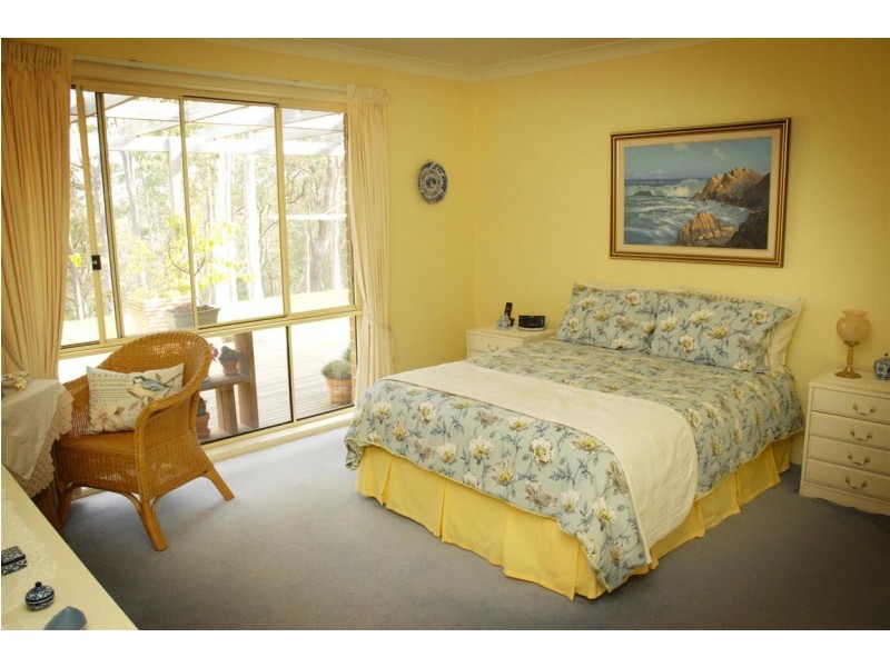 7 Rotary Drive, Batemans Bay NSW 2536