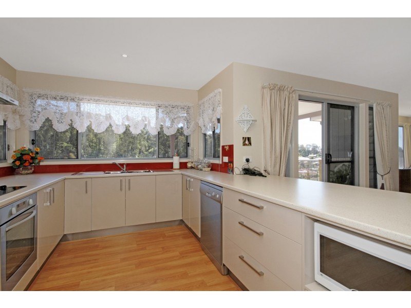 1/12 Protea Place, Catalina NSW 2536