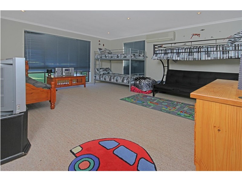 4 Belbowrie Parade, Maloneys Beach NSW 2536