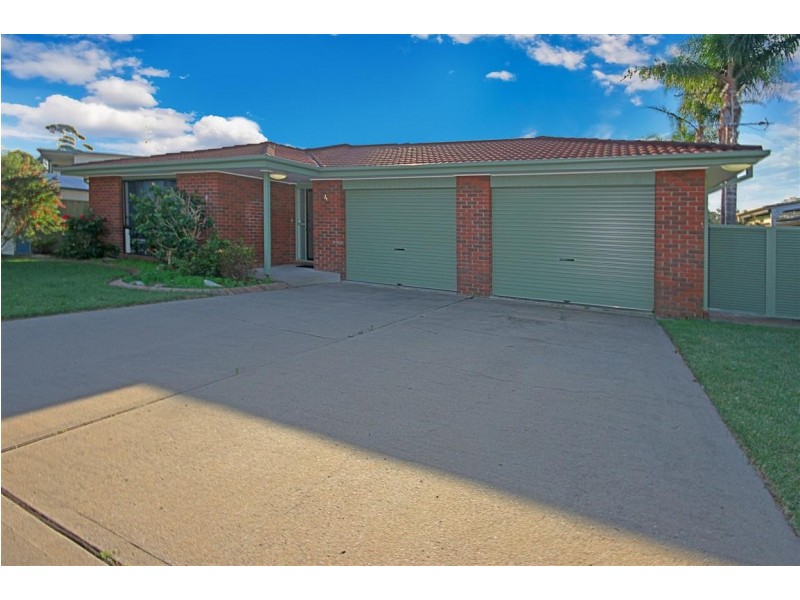 4 Belbowrie Parade, Maloneys Beach NSW 2536