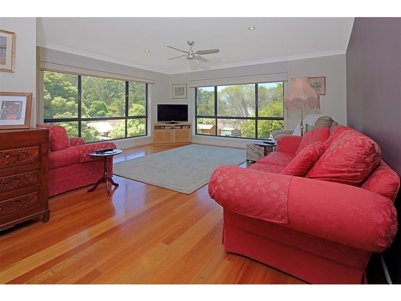 6 Crinum Place, Catalina NSW 2536