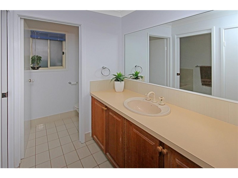 44 Hilltop Crescent, Surf Beach NSW 2536