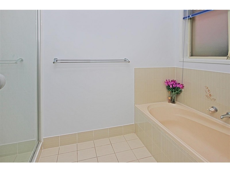 44 Hilltop Crescent, Surf Beach NSW 2536