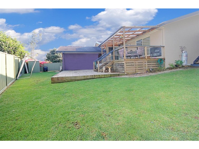 44 Hilltop Crescent, Surf Beach NSW 2536