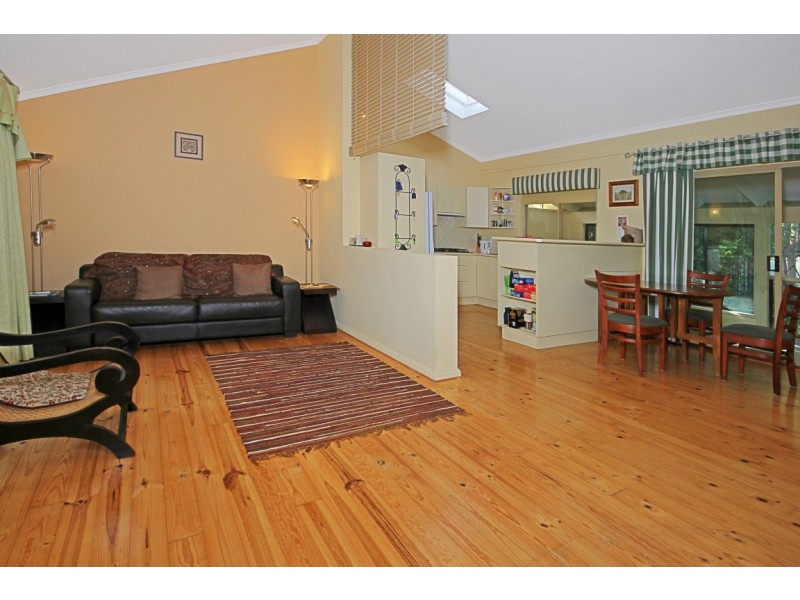 63 Maloneys Drive, Maloneys Beach NSW 2536