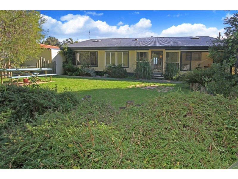 63 Maloneys Drive, Maloneys Beach NSW 2536 Raine & Horne Batemans Bay