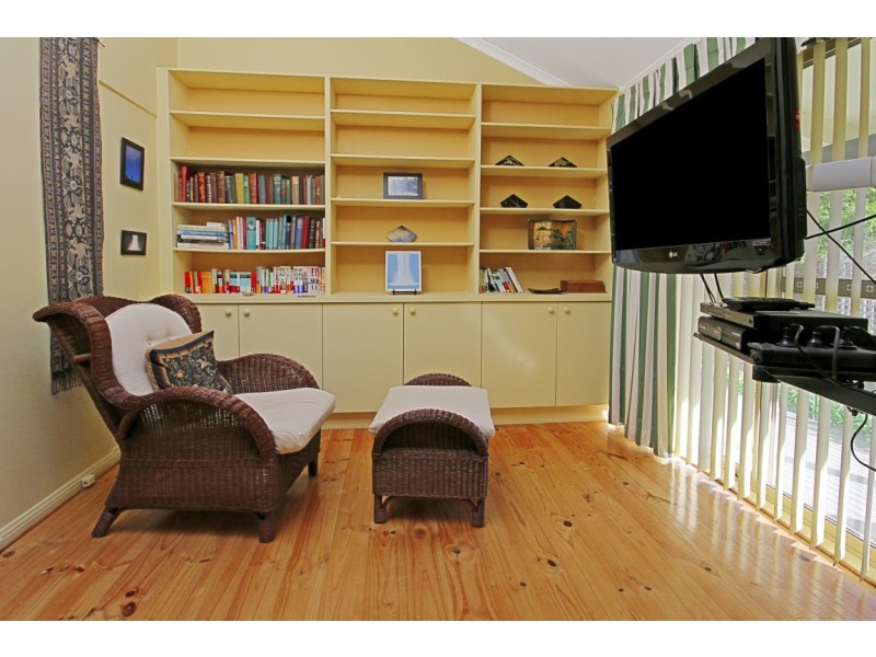 63 Maloneys Drive, Maloneys Beach NSW 2536