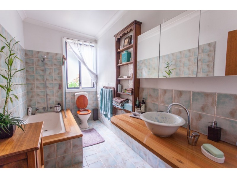 21 Rosedale Parade, Rosedale NSW 2536