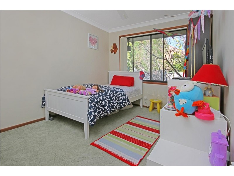 2 Lincoln Crescent, North Batemans Bay NSW 2536