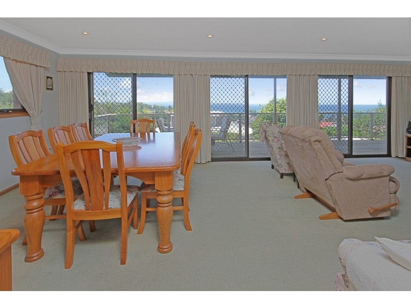 5 Ocean Road, Batehaven NSW 2536