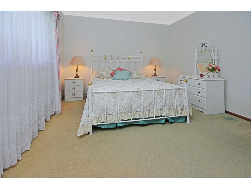 5 Ocean Road, Batehaven NSW 2536