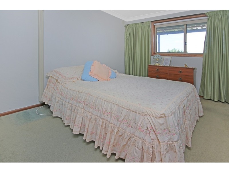 5 Ocean Road, Batehaven NSW 2536