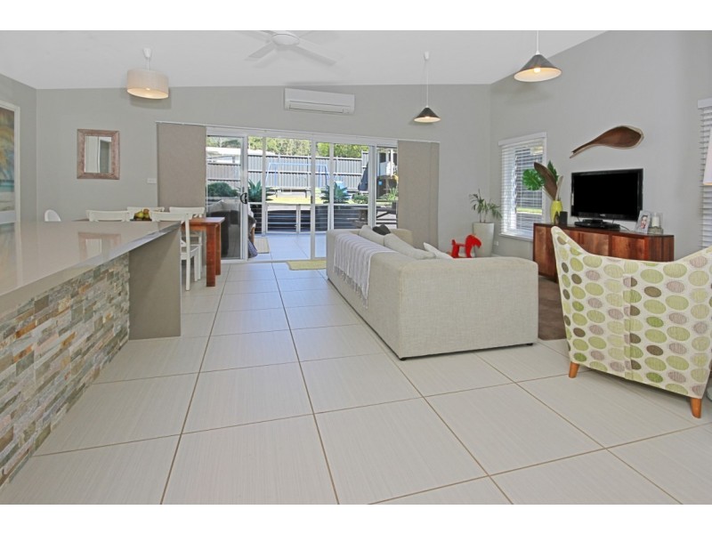 2 Elandra Place, Malua Bay NSW 2536