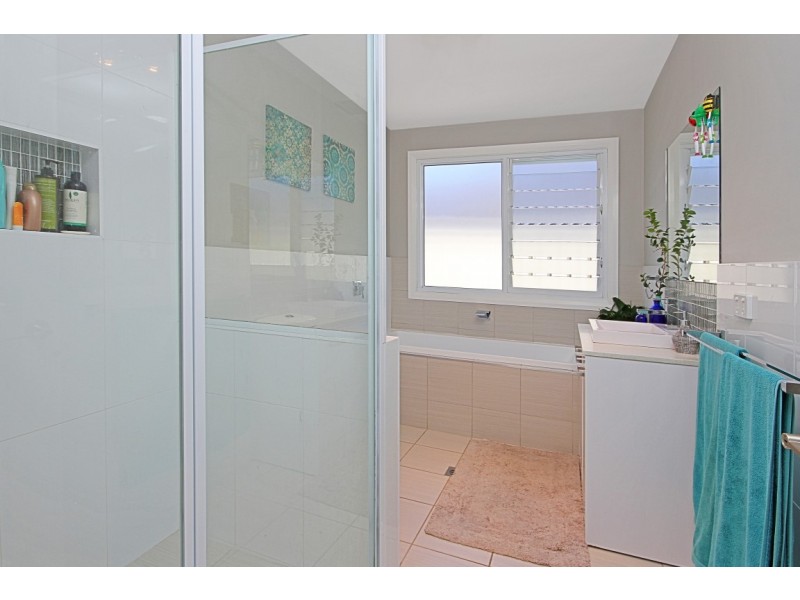 2 Elandra Place, Malua Bay NSW 2536