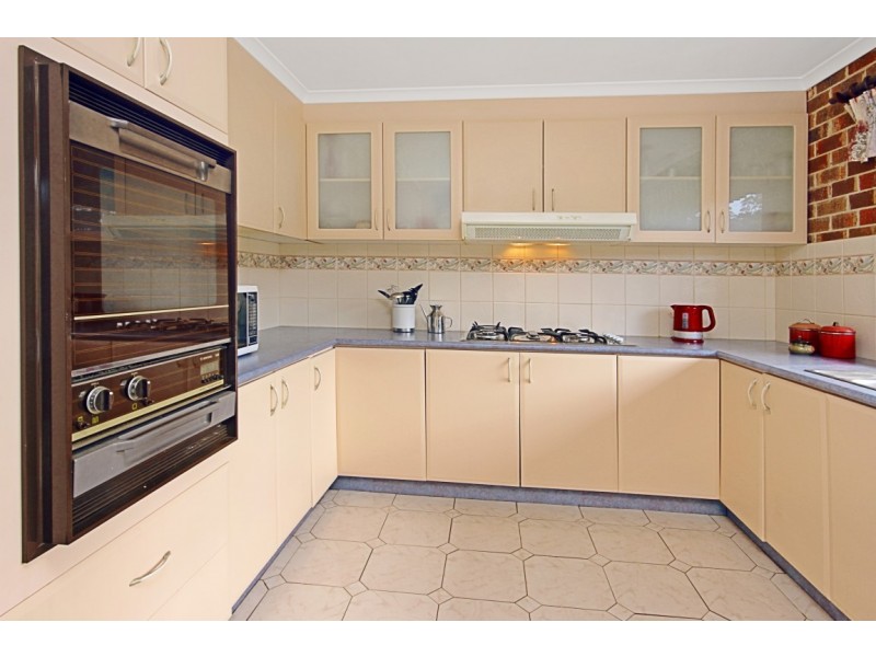 9 Cook Avenue, Surf Beach NSW 2536