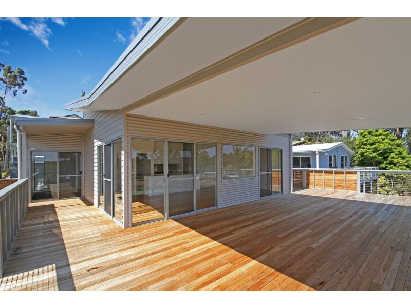 28 Riverview Crescent, Catalina NSW 2536