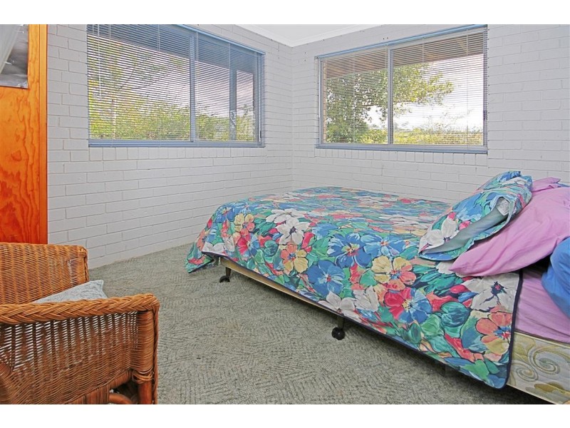 2 Ocean Close, Surf Beach NSW 2536