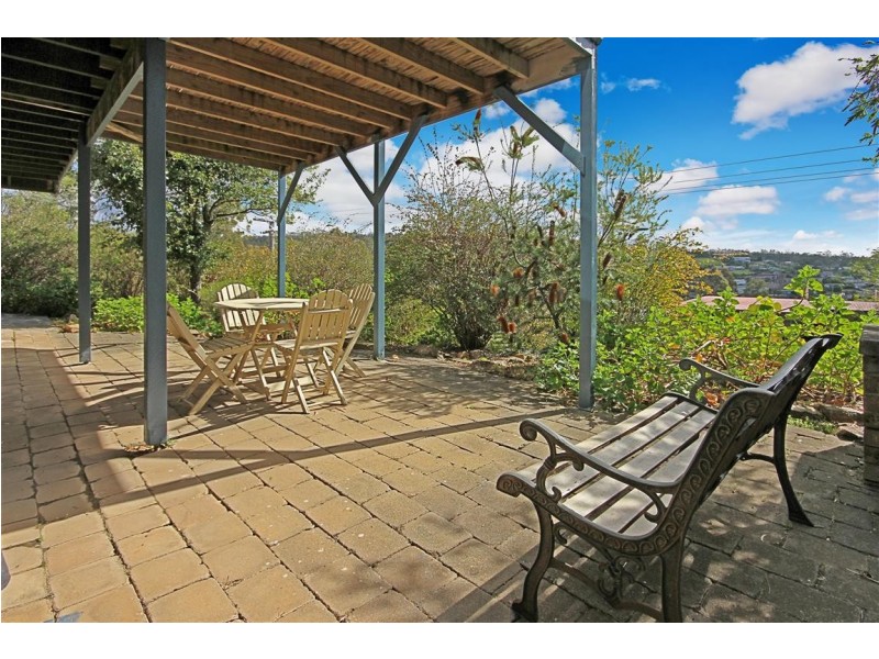 2 Ocean Close, Surf Beach NSW 2536