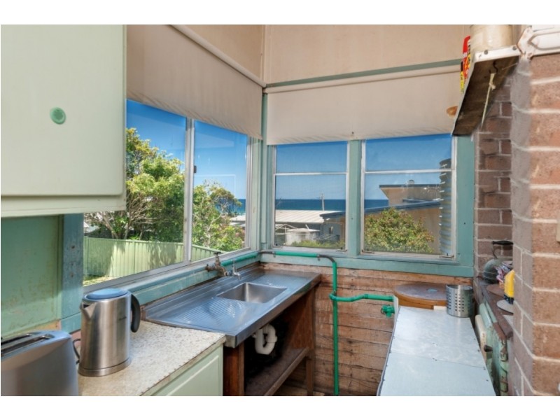 5 Livingstone Street, Durras North NSW 2536