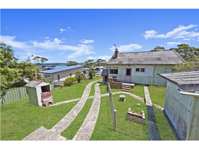5 Livingstone Street, Durras North NSW 2536