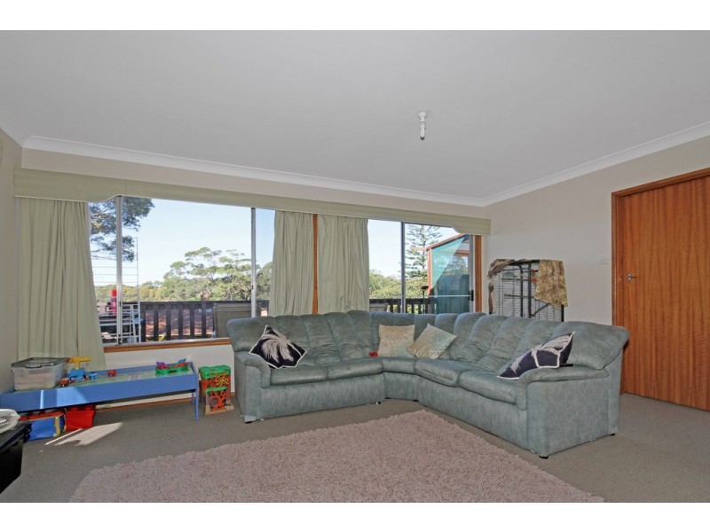 39 Barbara Crescent, Denhams Beach NSW 2536