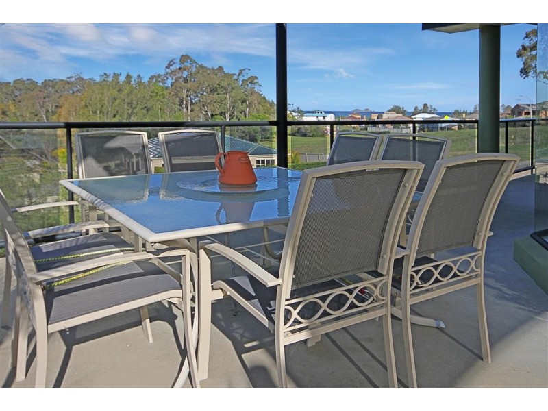 4 Beatrice Place, Long Beach NSW 2536