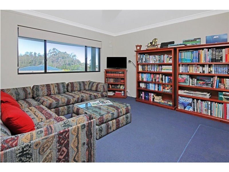 4 Beatrice Place, Long Beach NSW 2536
