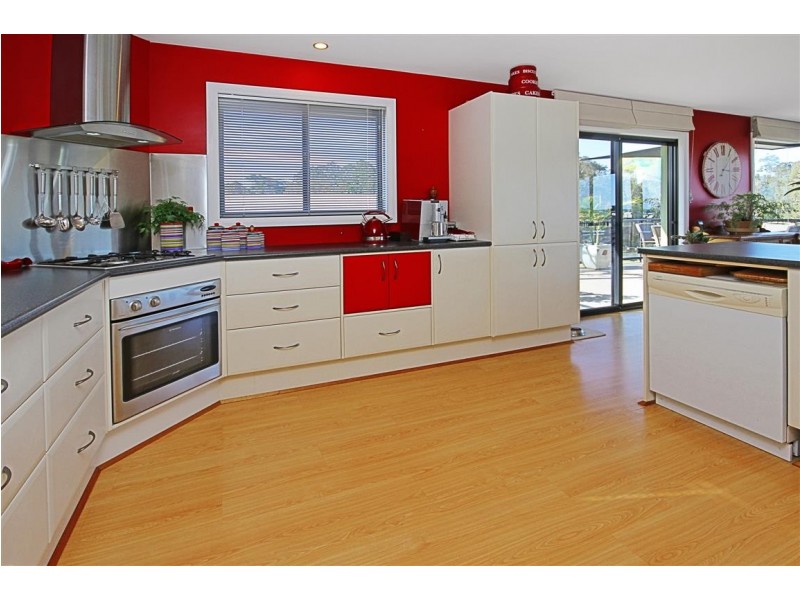 4 Beatrice Place, Long Beach NSW 2536