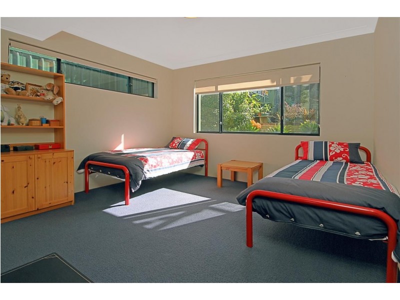 4 Beatrice Place, Long Beach NSW 2536