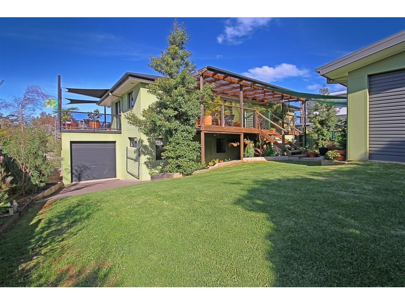 4 Beatrice Place, Long Beach NSW 2536