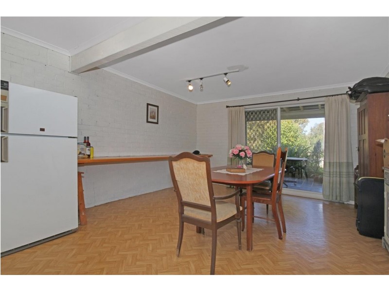 27 Grant Street, Broulee NSW 2537