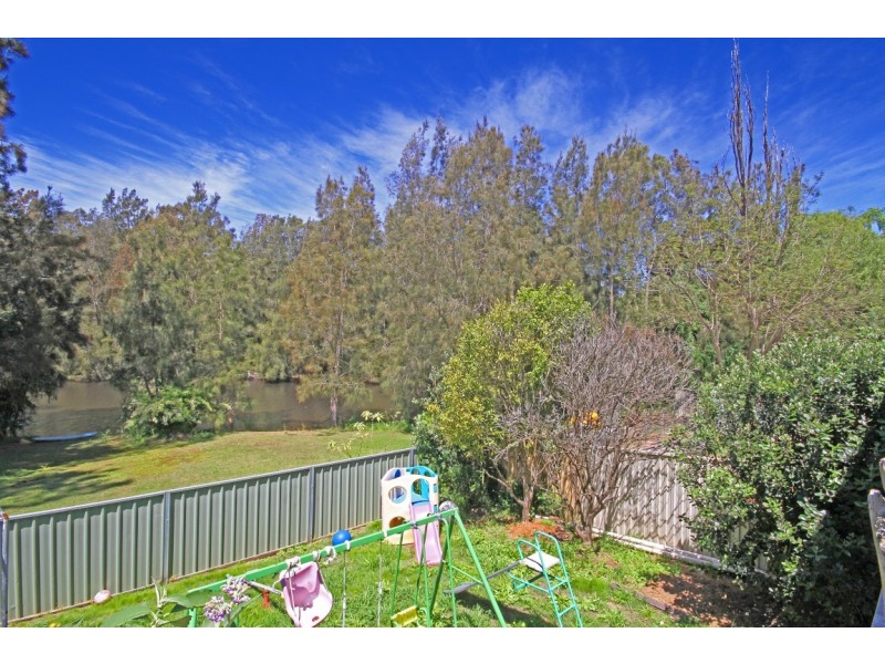 126 Country Club Drive, Catalina NSW 2536