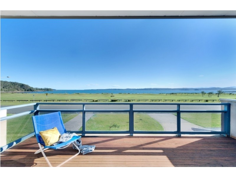 2/6 Hibiscus Close, Maloneys Beach NSW 2536