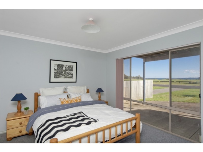 2/6 Hibiscus Close, Maloneys Beach NSW 2536