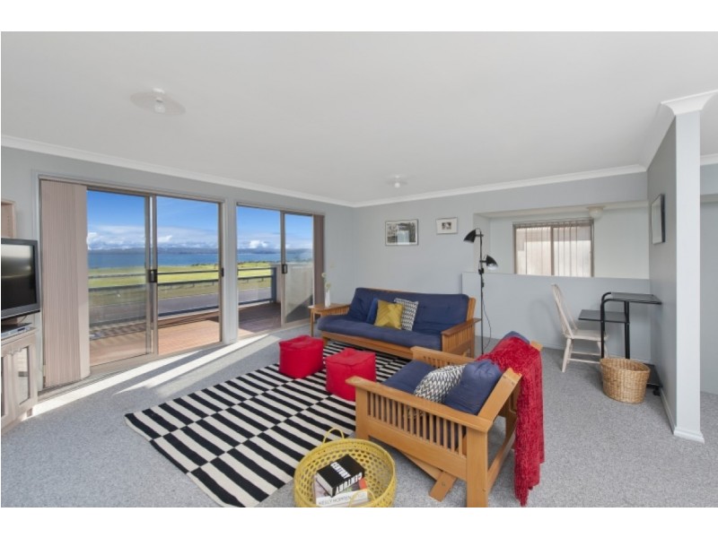 2/6 Hibiscus Close, Maloneys Beach NSW 2536
