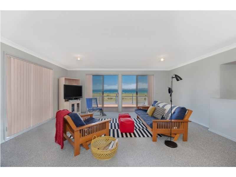 2/6 Hibiscus Close, Maloneys Beach NSW 2536