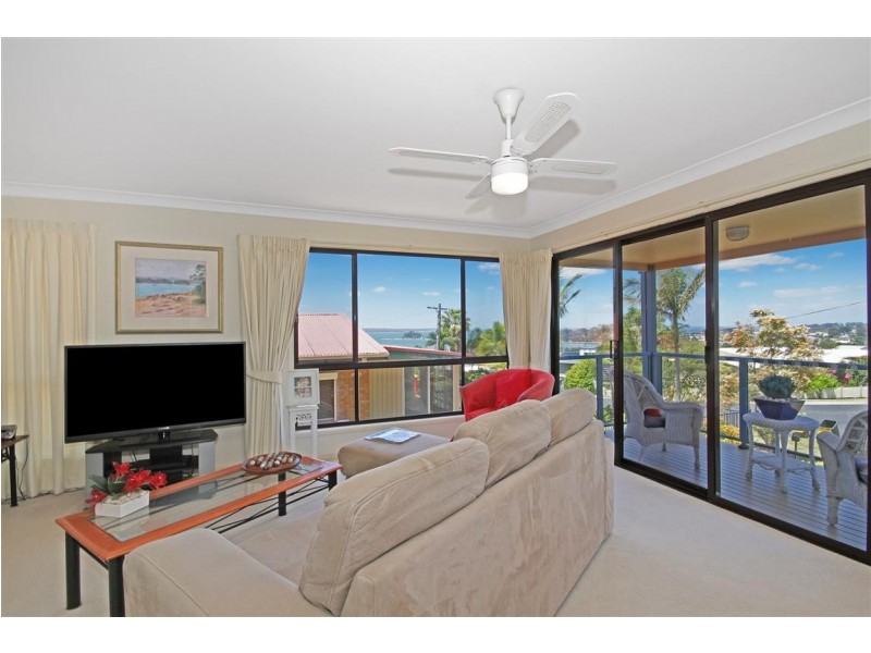 26 Derribong Avenue, Catalina NSW 2536