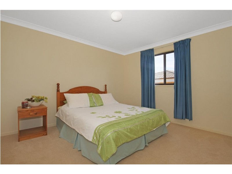 26 Derribong Avenue, Catalina NSW 2536