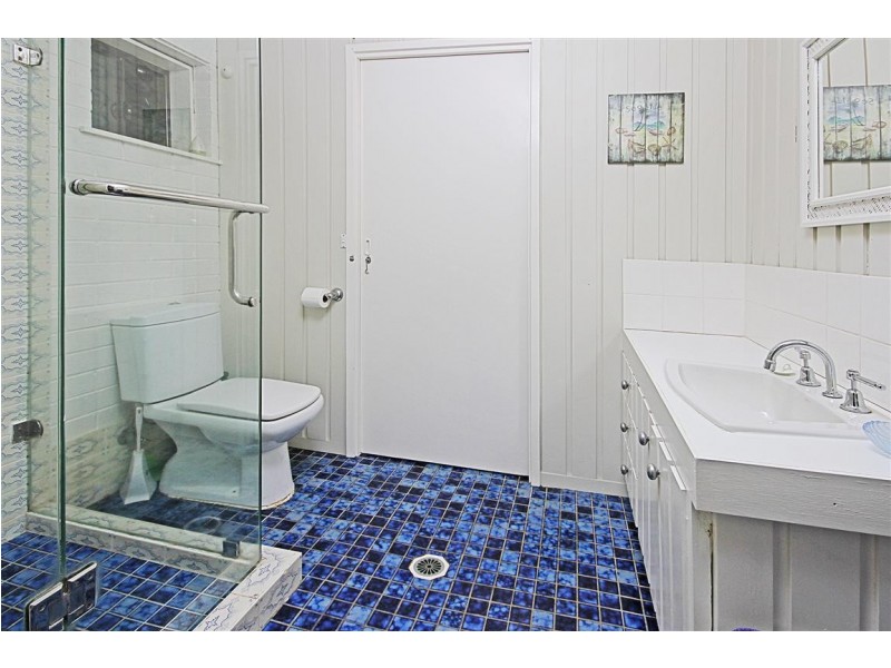 71 Pacific Road, Surf Beach NSW 2536