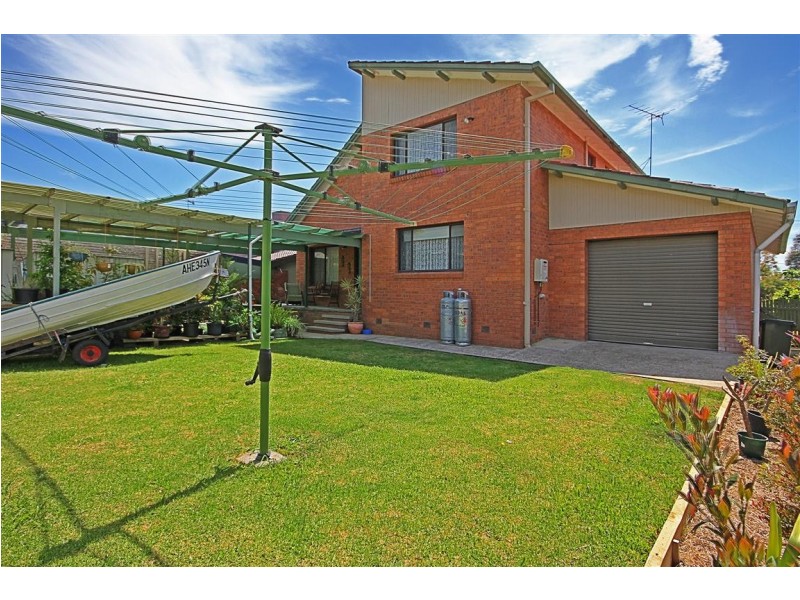 71 Pacific Road, Surf Beach NSW 2536