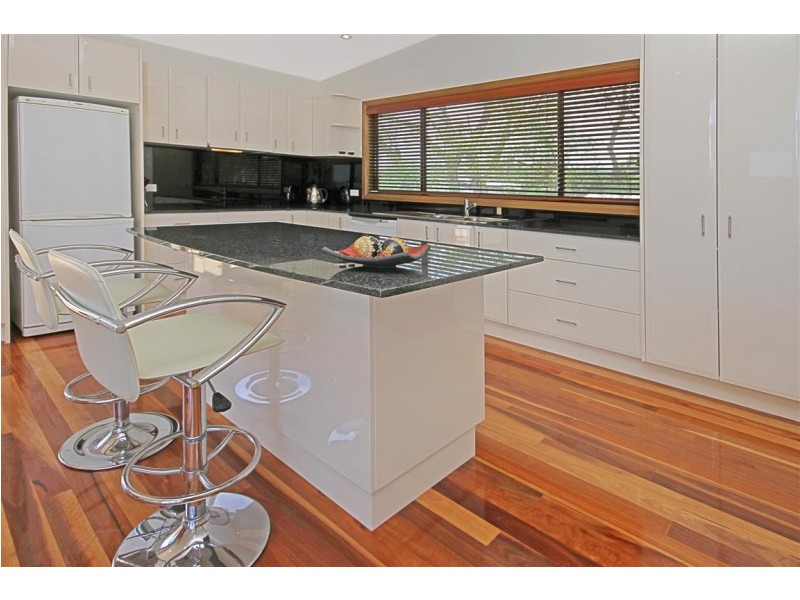 2B Forest Parade, Tomakin NSW 2537