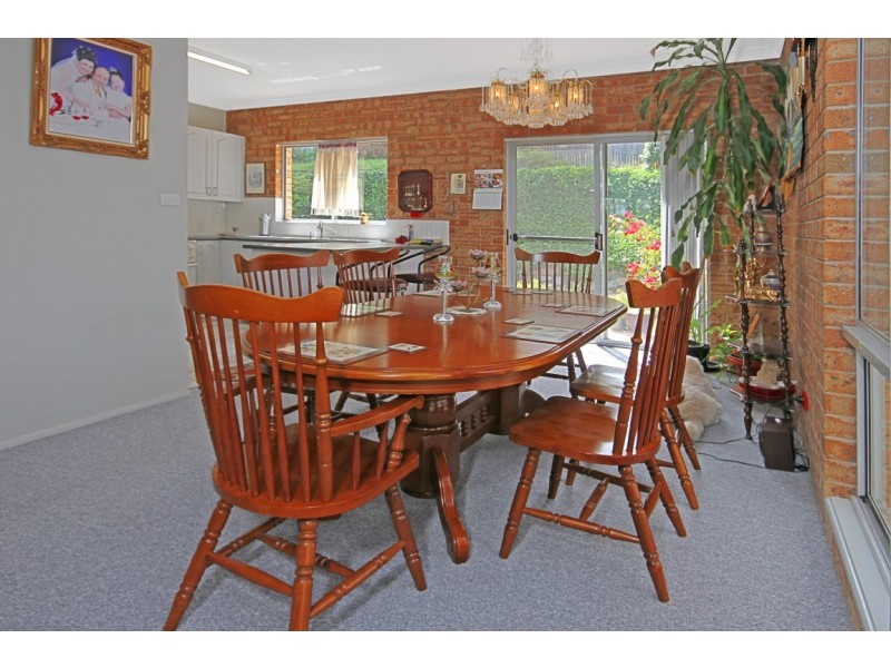 33 Bernadette Boulevard, Batehaven NSW 2536