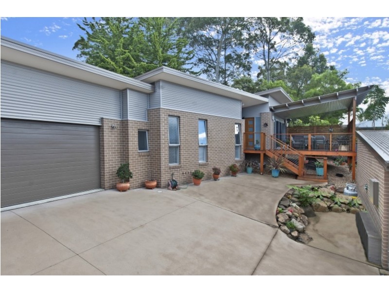 45B Karoola Crescent, Surfside NSW 2536